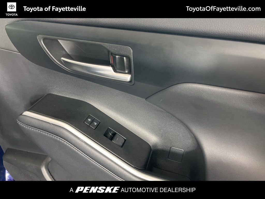 Certified 2025 Toyota Highlander XLE image 22