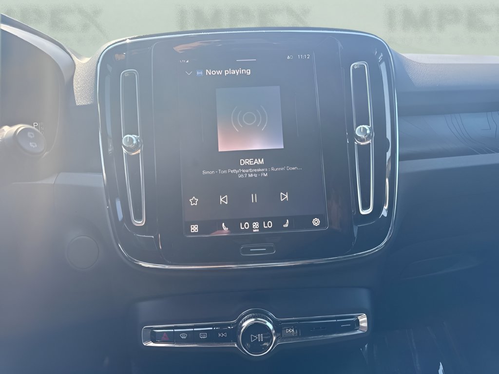 Used 2023 Volvo XC40 Recharge Plus AWD/4WD image 14