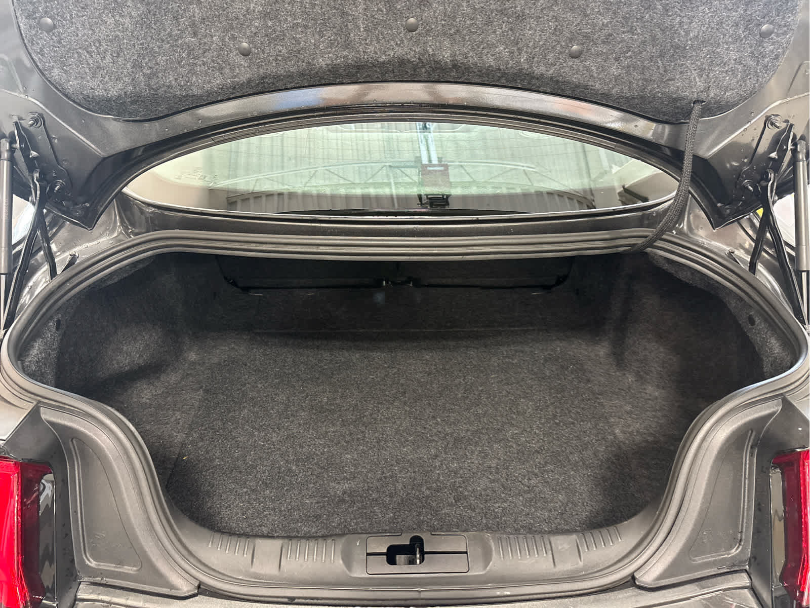 Used 2019 Ford Mustang GT RWD image 8