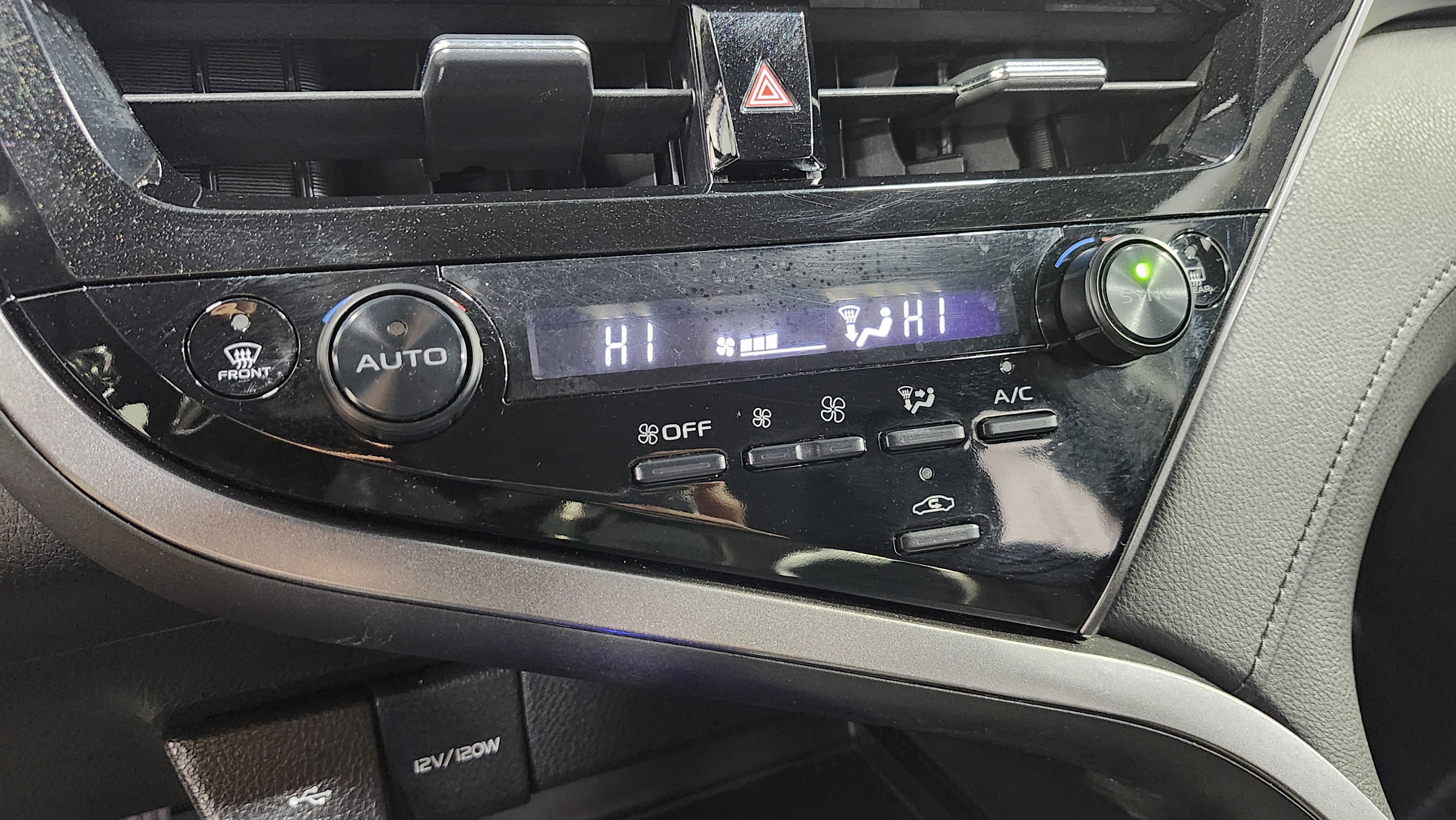 Used 2024 Toyota Camry LE image 30