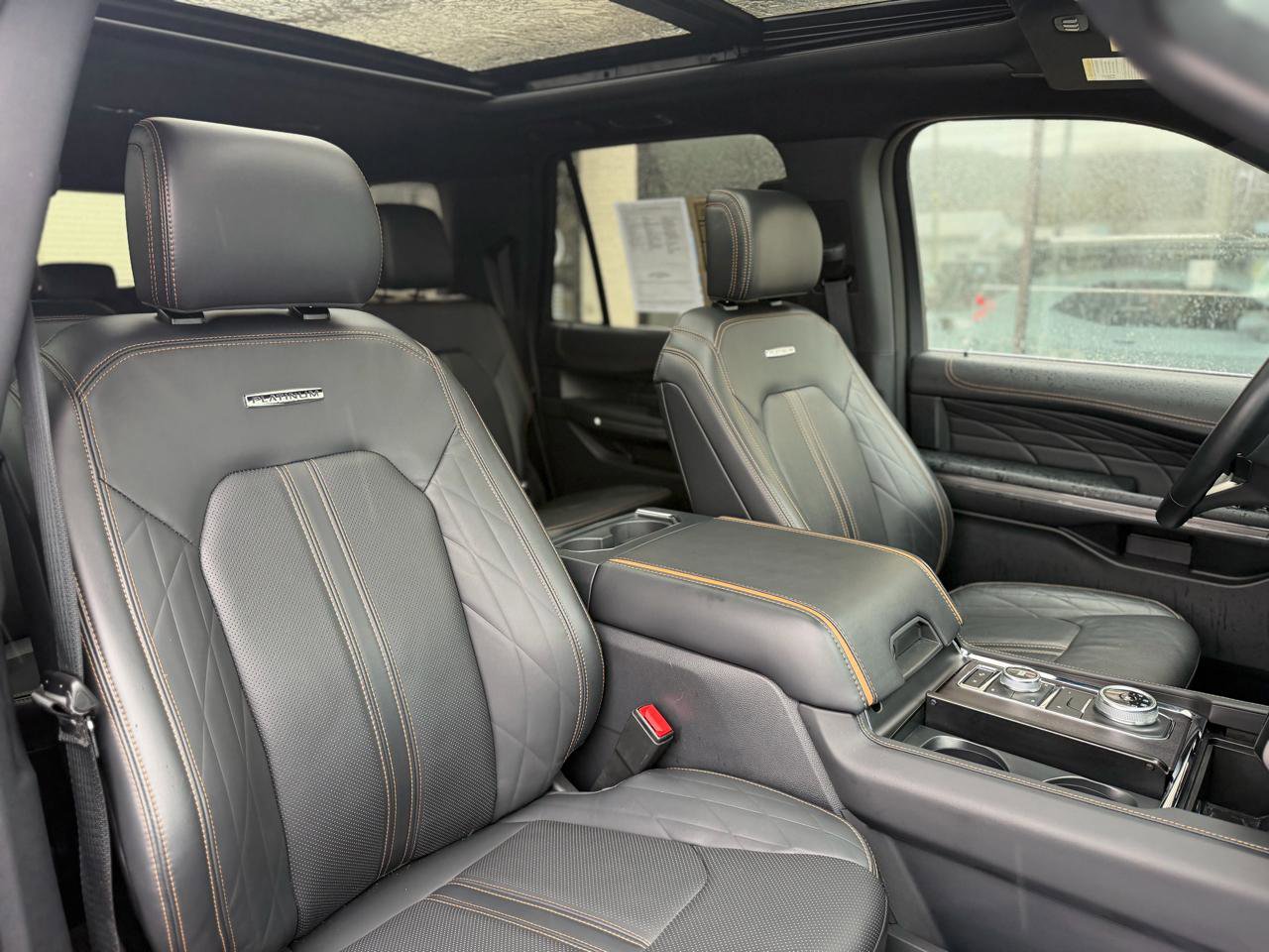 Used 2024 Ford Expedition Max Platinum image 18
