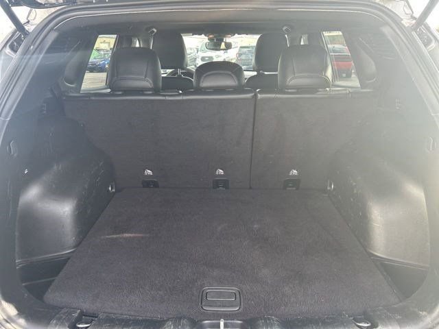 Used 2023 Jeep Compass Trailhawk image 31
