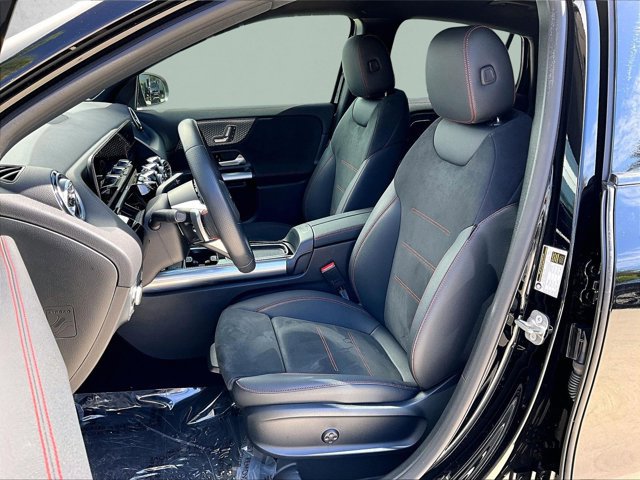 Used 2025 Mercedes-Benz GLA 250 image 27