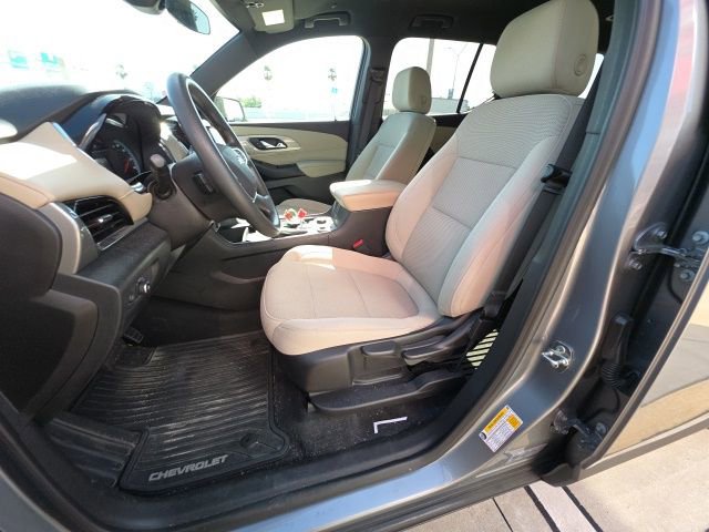 Used 2023 Chevrolet Traverse LS FWD image 13