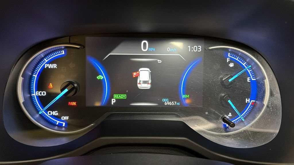 Used 2020 Toyota RAV4 XSE AWD/4WD image 32