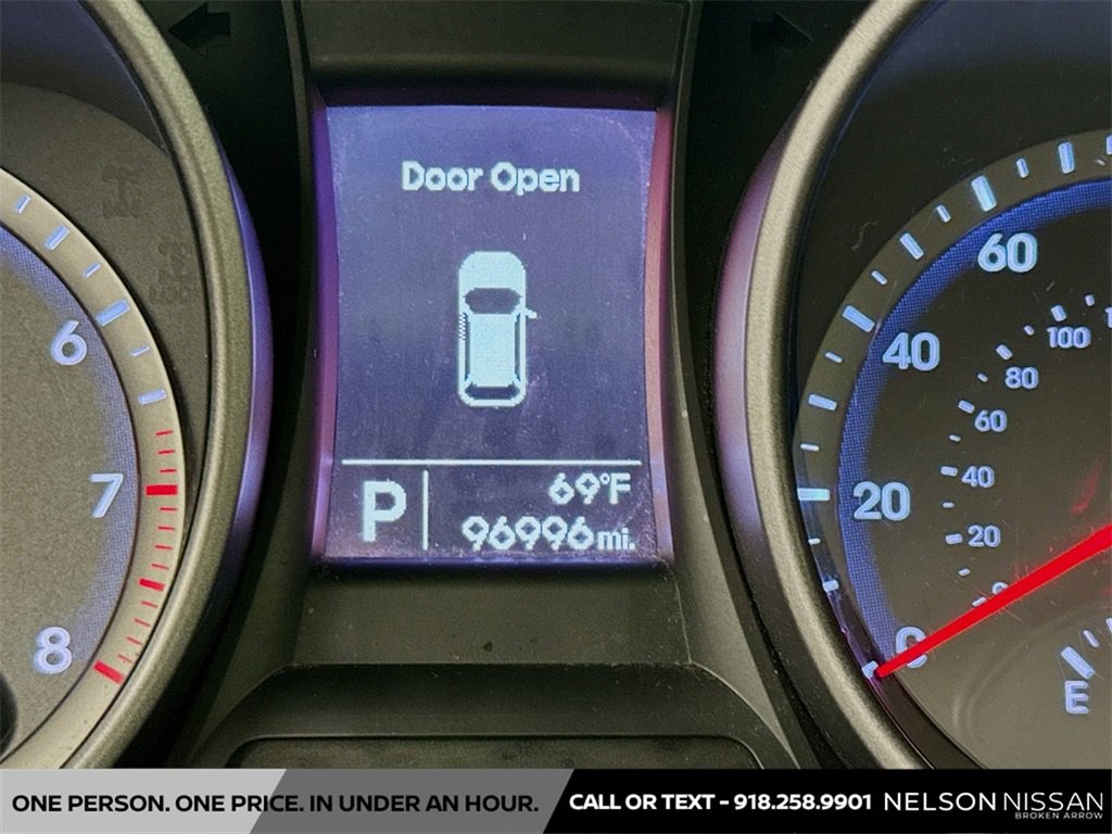 Used 2016 Hyundai Santa Fe Sport image 12