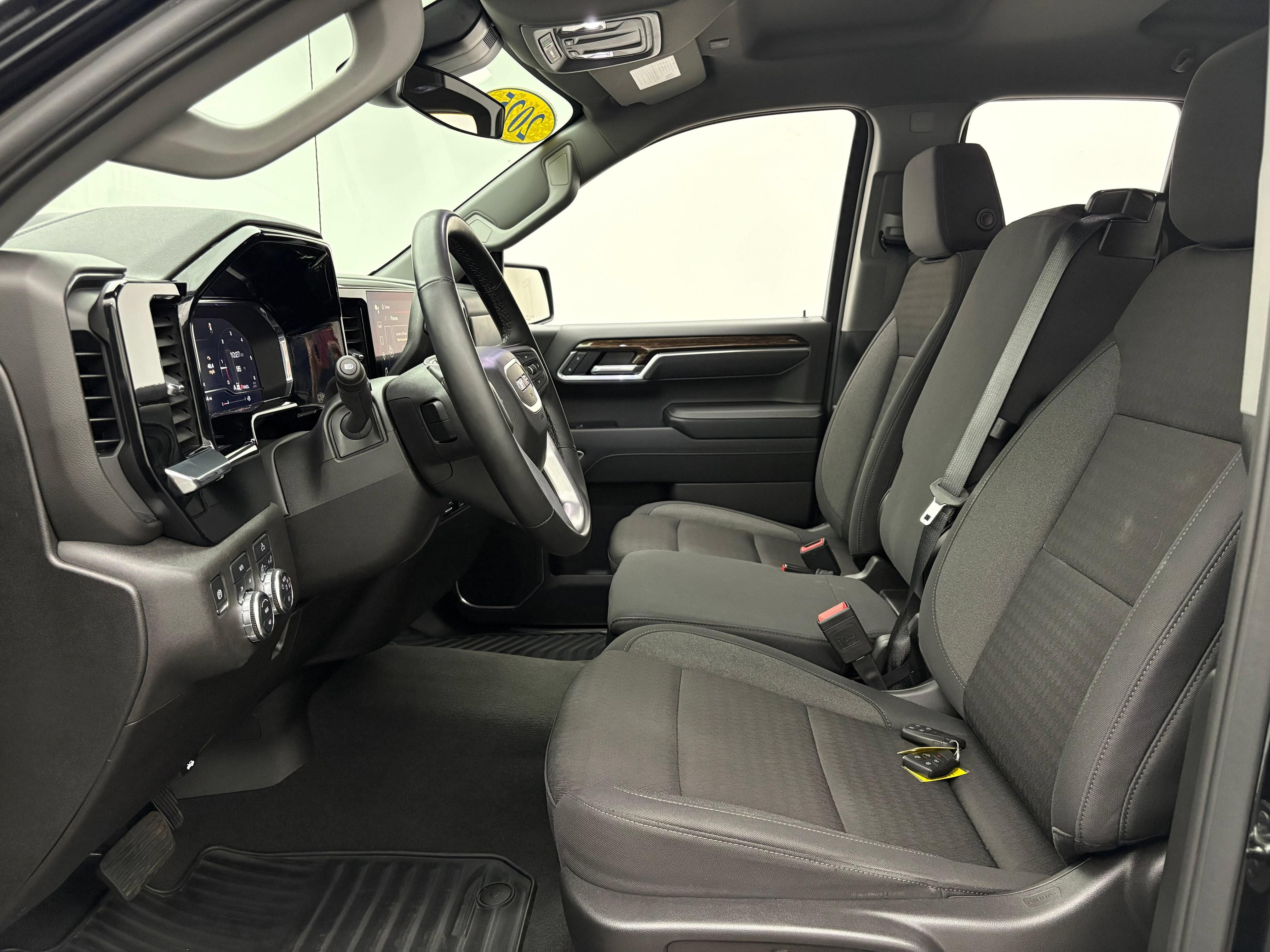 Used 2025 GMC Sierra 1500 Elevation AWD/4WD image 16