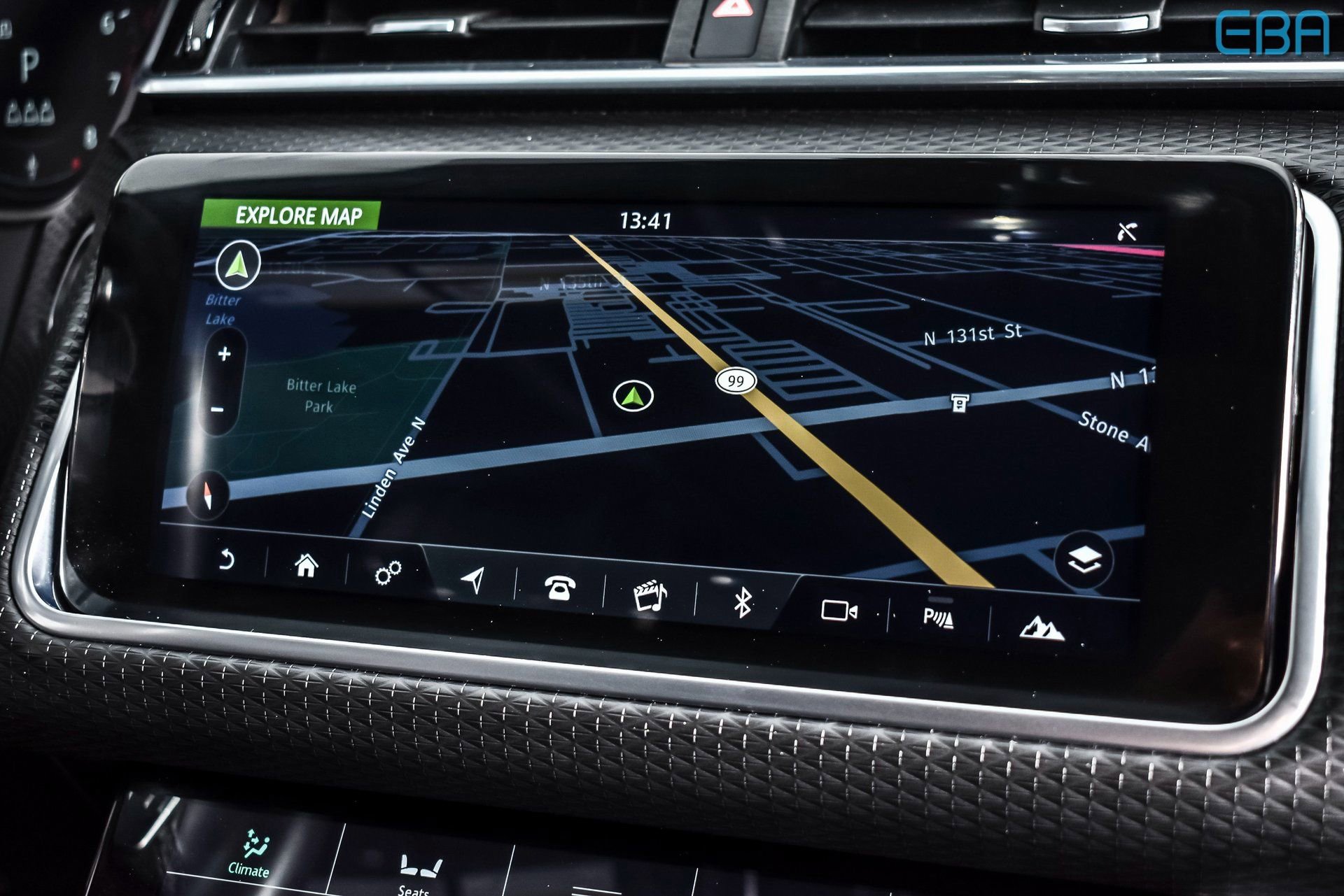 Used 2020 Land Rover Range Rover Velar R-Dynamic S image 26