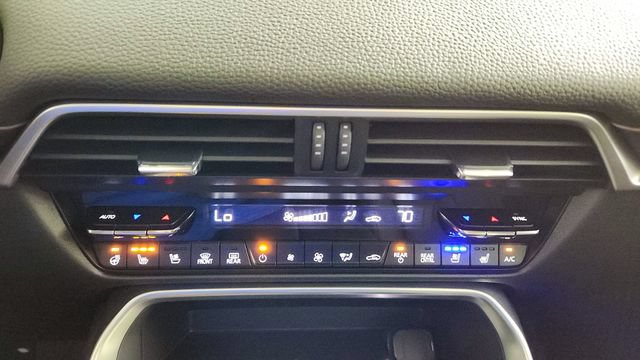 New 2026 MAZDA CX-90 Plug-In Hybrid w/Premium Sport AWD/4WD image 22