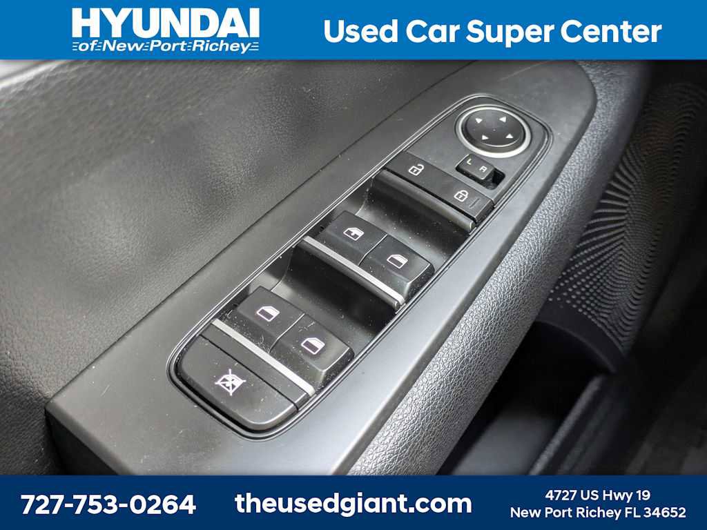 Used 2024 Kia Forte LXS w/ LXS Technology Package FWD image 24