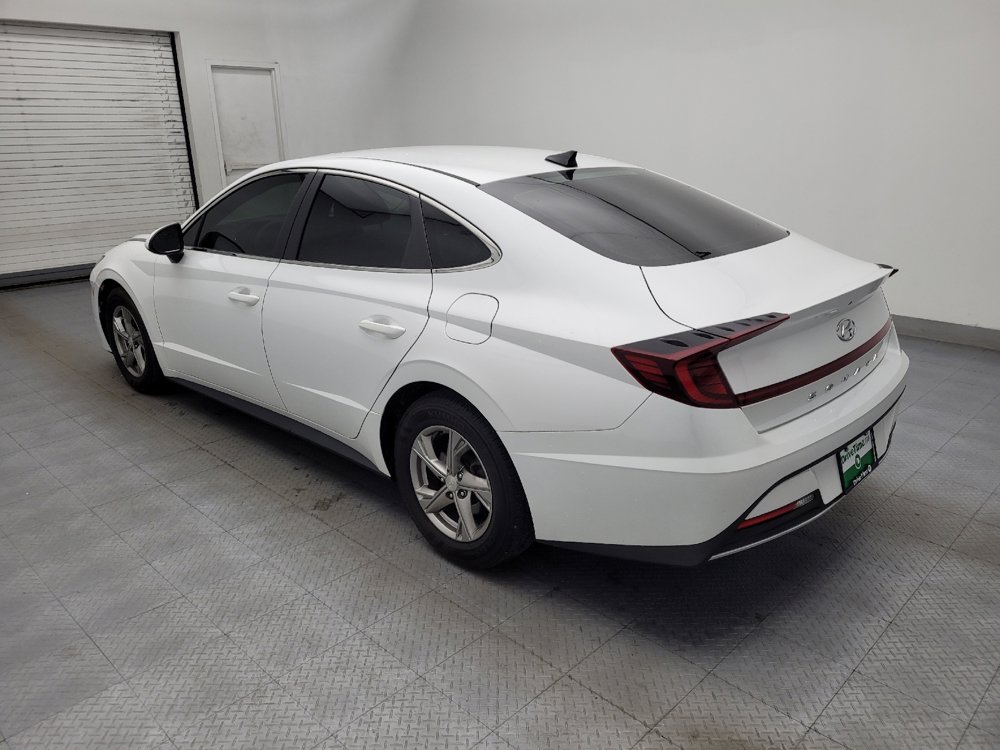 Used 2022 Hyundai Sonata SE image 3