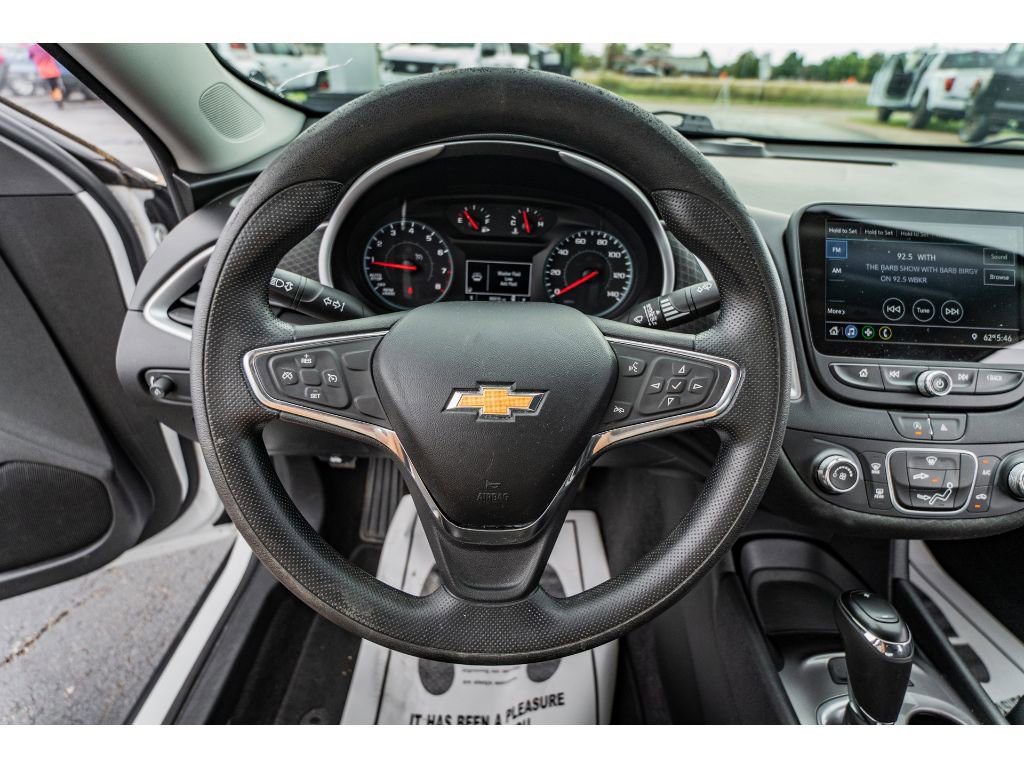 Used 2020 Chevrolet Malibu LS image 11