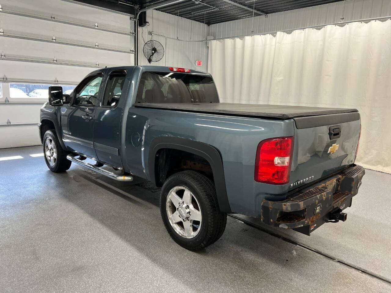 Used 2011 Chevrolet Silverado 2500 LTZ w/ LTZ Plus Package AWD/4WD image 6
