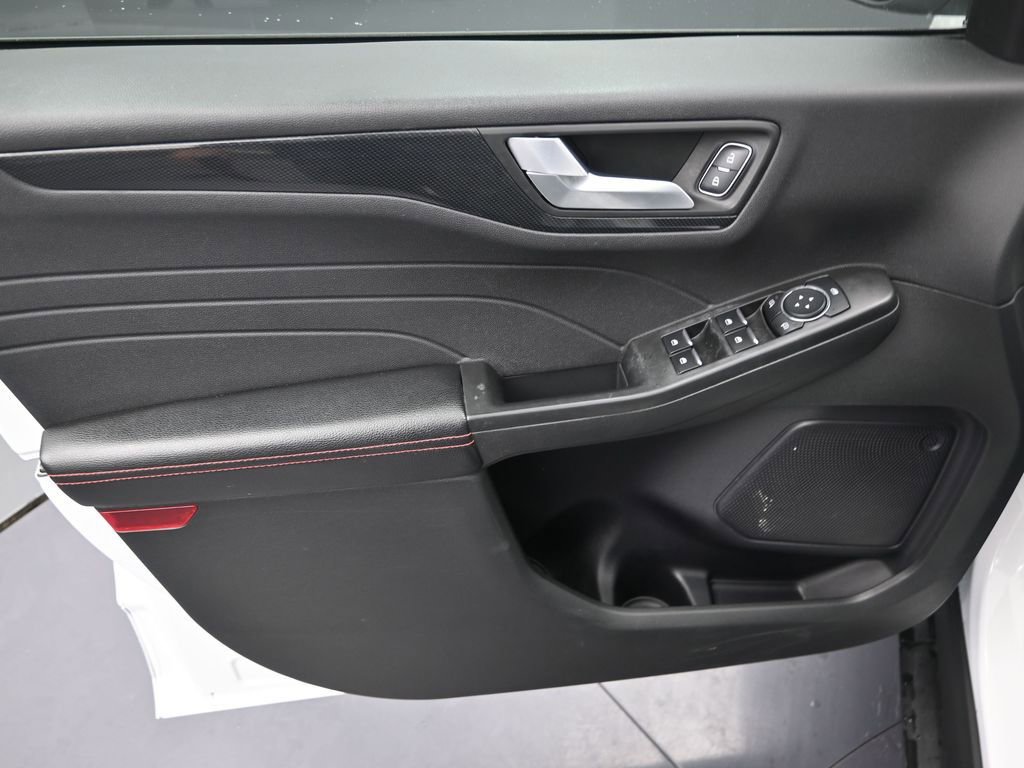 Used 2023 Ford Escape ST-Line w/ Tech Pack #1 image 12