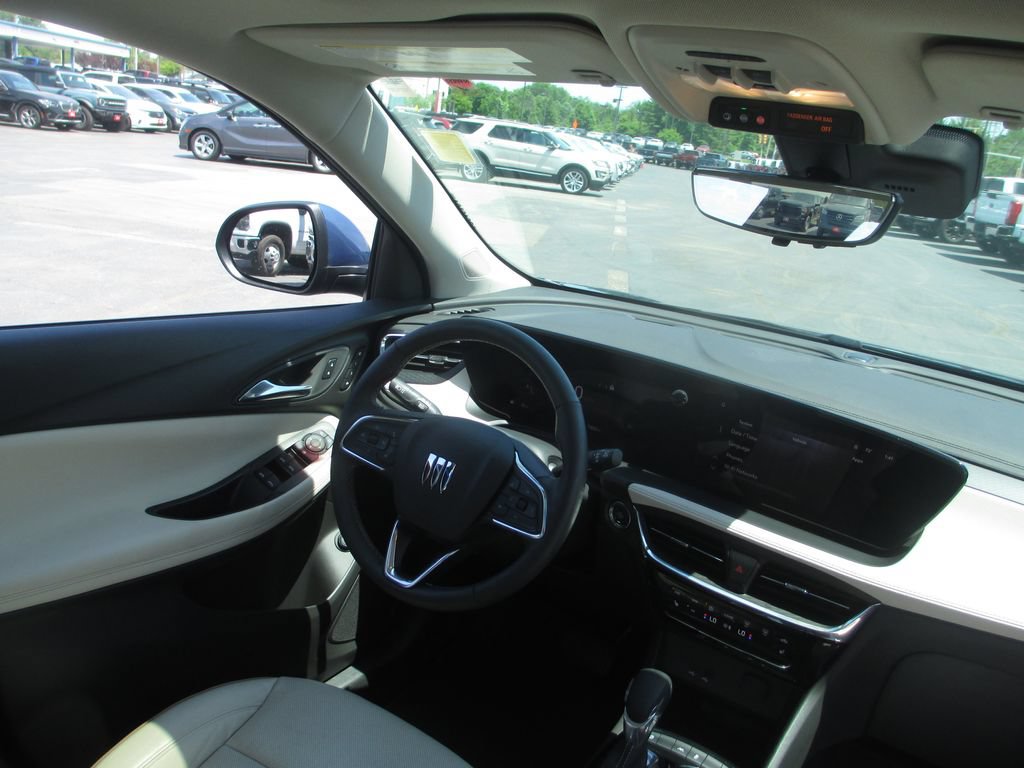 Certified 2026 Buick Encore GX Avenir w/ Avenir Technology Package FWD image 25