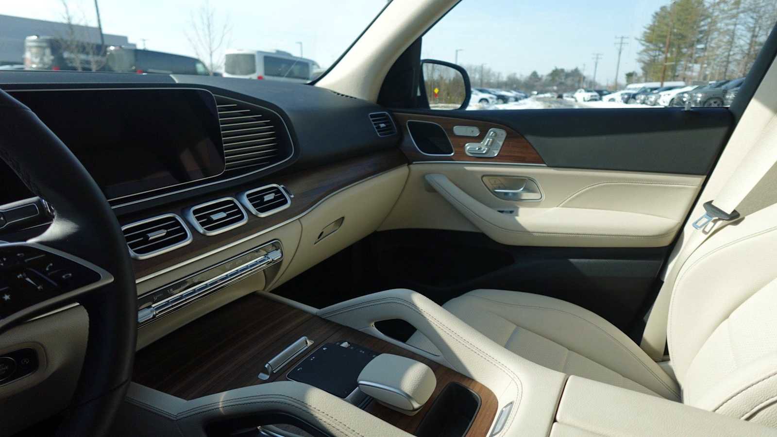 Used 2026 Mercedes-Benz GLE 350 4MATIC image 25