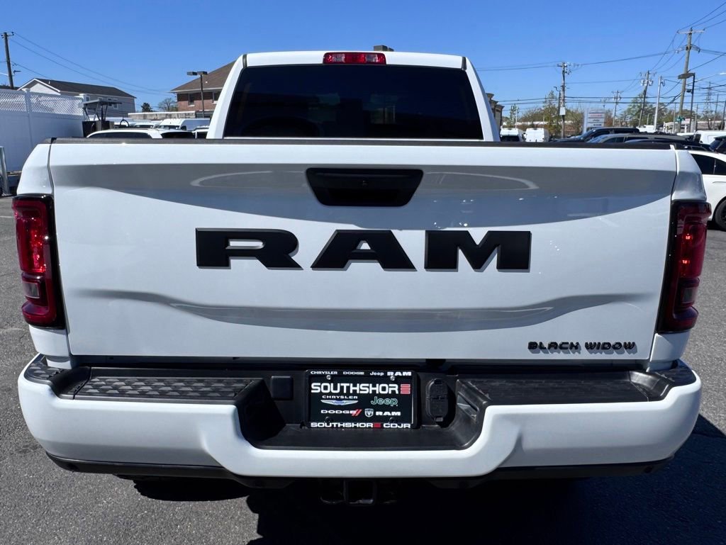 Used 2025 RAM 2500 Big Horn AWD/4WD image 6