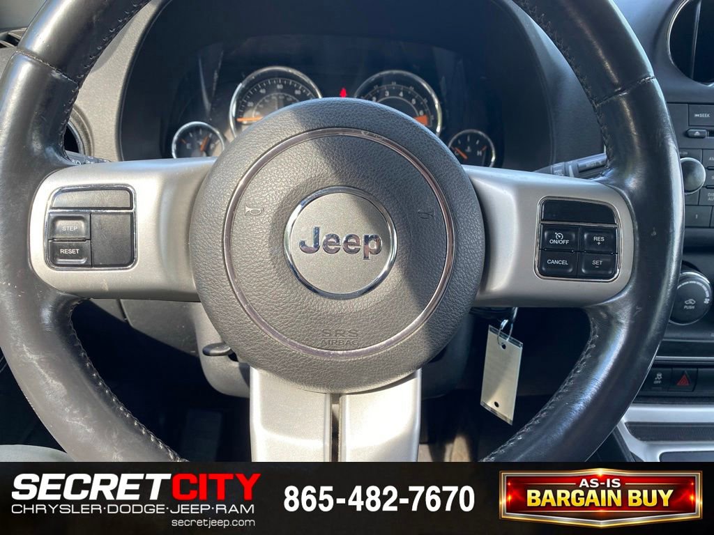 Used 2015 Jeep Compass High Altitude AWD/4WD image 17