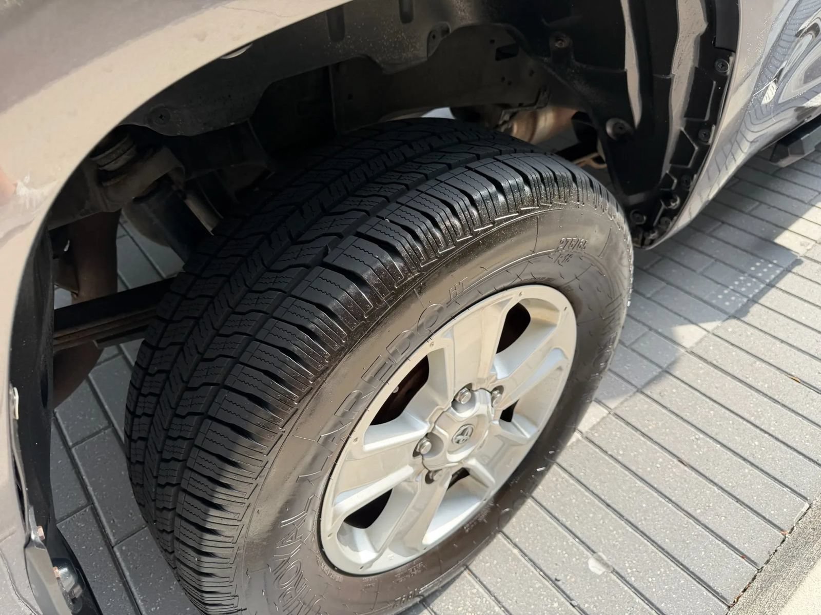 Used 2019 Toyota Tundra SR5 w/ Convenience Package AWD/4WD image 17