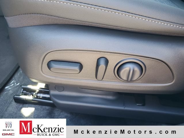 New 2026 Buick Envista Sport Touring w/ Convenience I Package FWD image 8