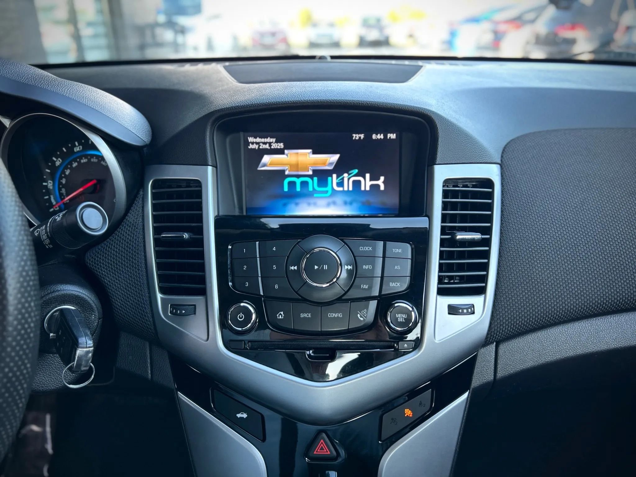 Used 2015 Chevrolet Cruze LT image 12