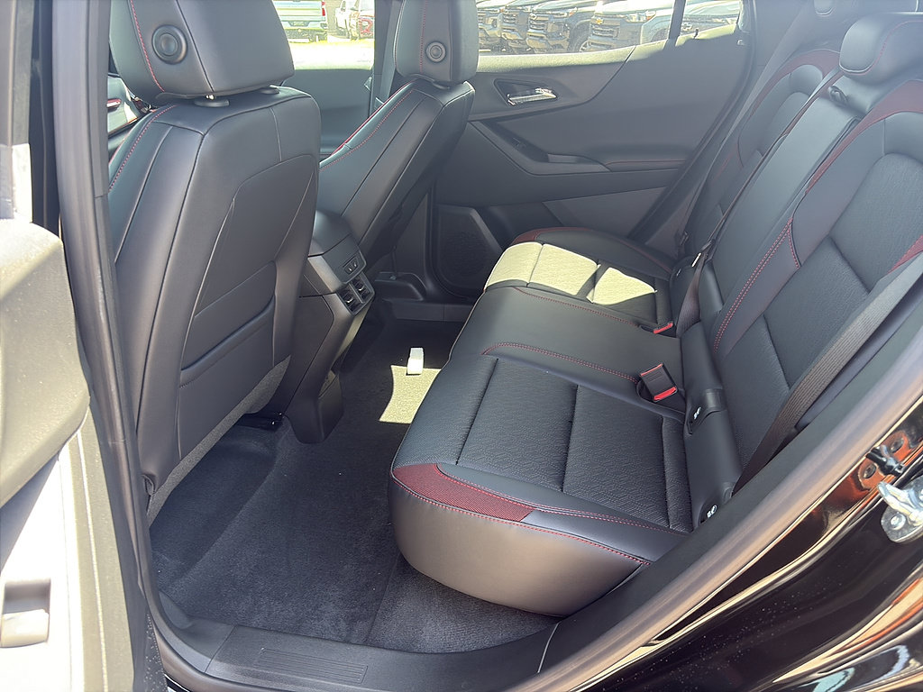 New 2027 Chevrolet Equinox RS w/ Convenience Package III AWD/4WD image 10