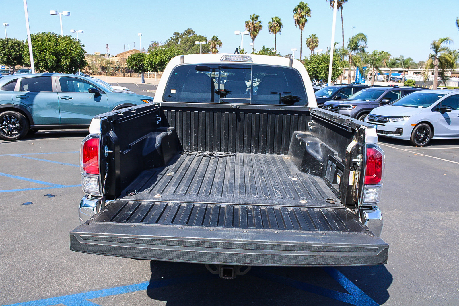 Used 2023 Toyota Tacoma TRD Off-Road AWD/4WD image 27