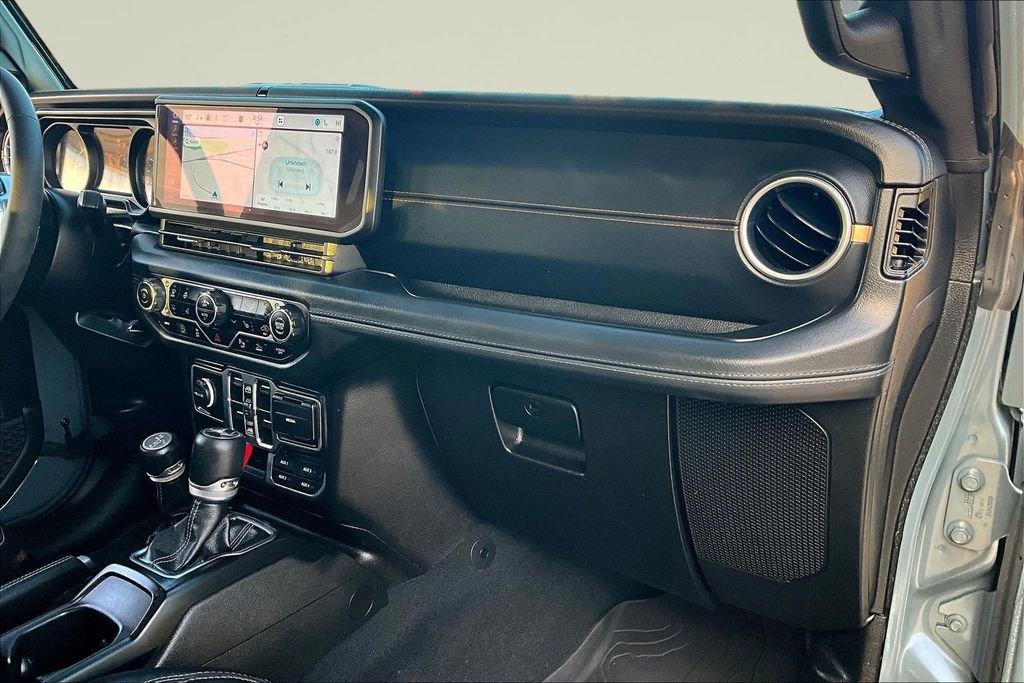 Used 2024 Jeep Wrangler Sahara w/ Technology Group image 31