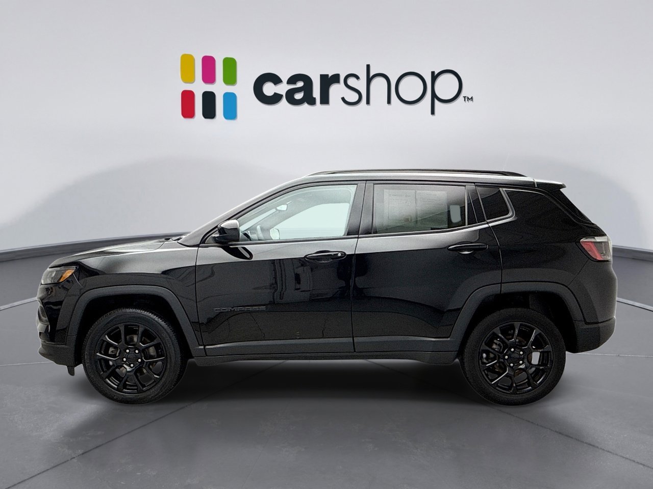 Used 2022 Jeep Compass Latitude image 2