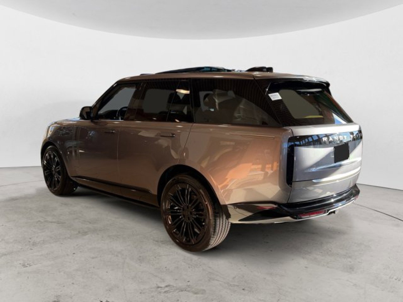 New 2026 Land Rover Range Rover SE image 6