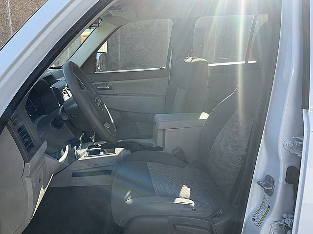 Used 2011 Jeep Liberty Sport image 17