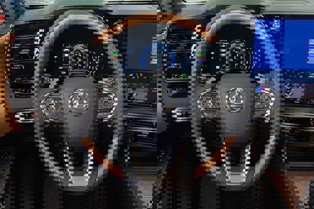 New 2026 Lexus RX 450h AWD image 13