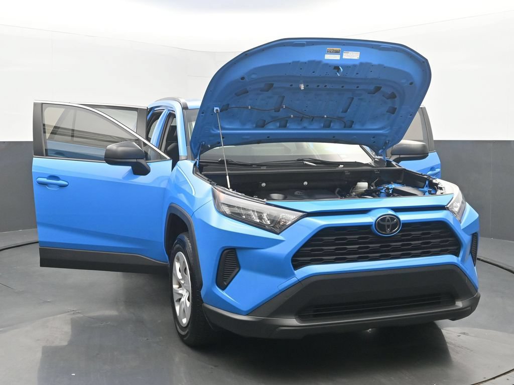 Used 2019 Toyota RAV4 LE w/ All Weather Liner Package AWD/4WD image 55