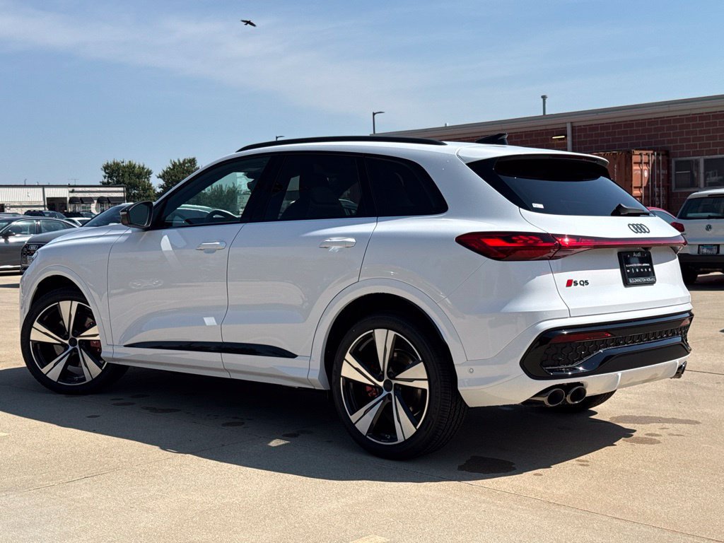 New 2026 Audi SQ5 Prestige AWD/4WD image 3