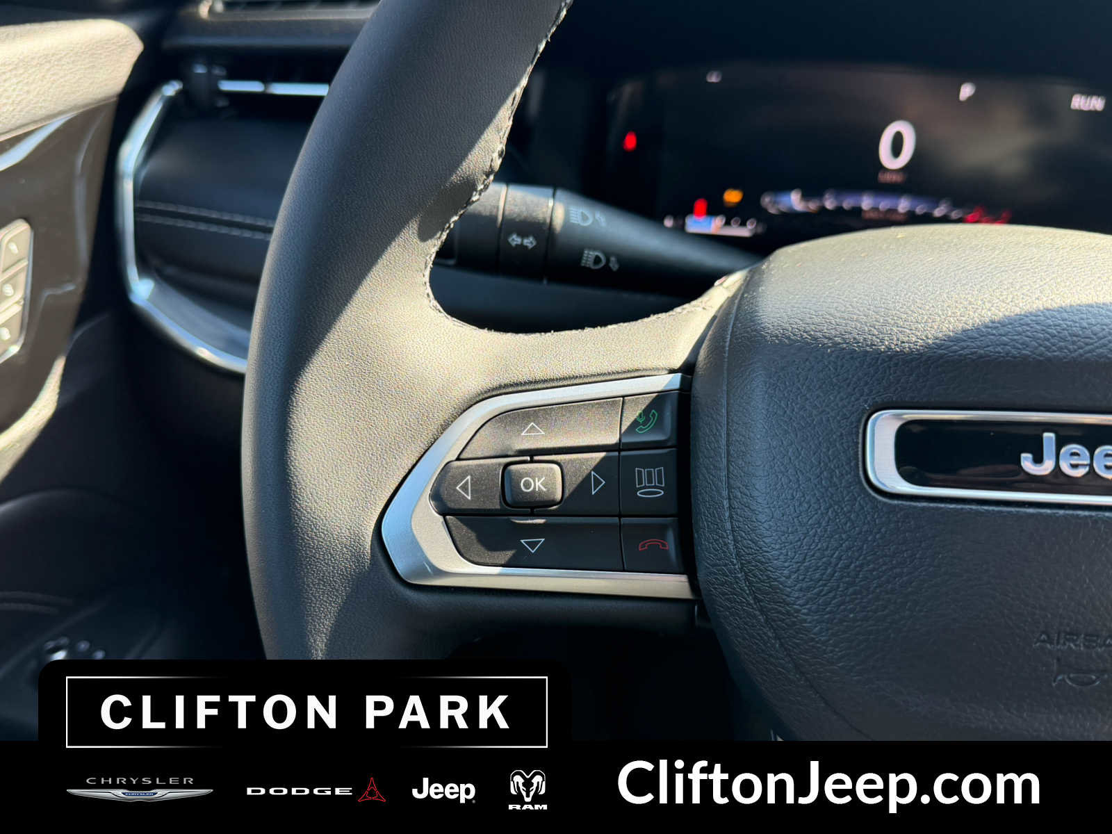 Used 2023 Jeep Compass High Altitude image 25