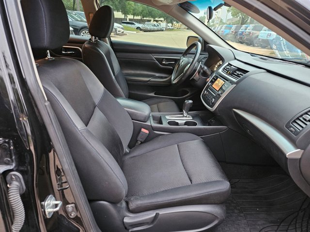 Used 2017 Nissan Altima 2.5 SR FWD image 18
