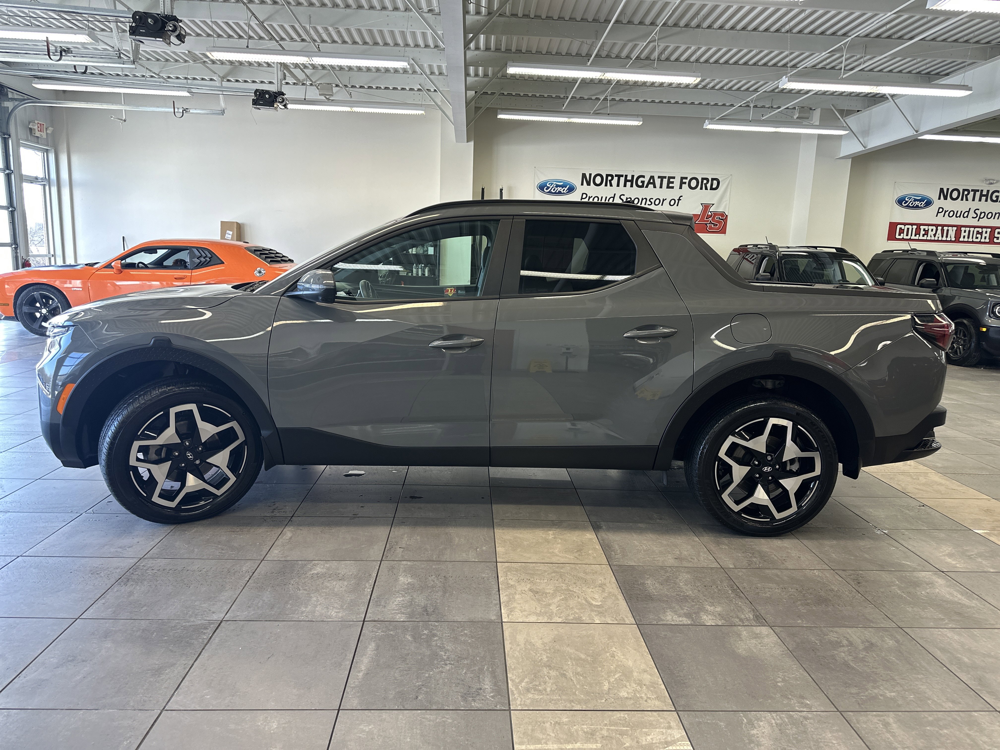 Used 2024 Hyundai Santa Cruz Limited image 15