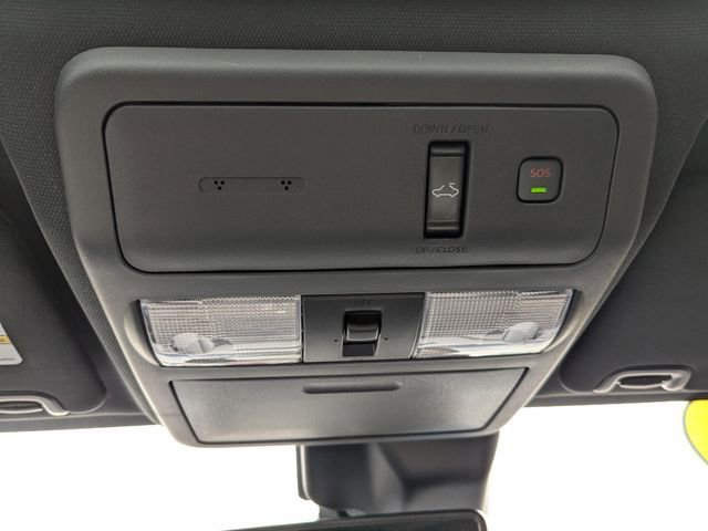 Used 2024 Nissan Frontier PRO-4X w/ Pro Premium Package AWD/4WD image 33