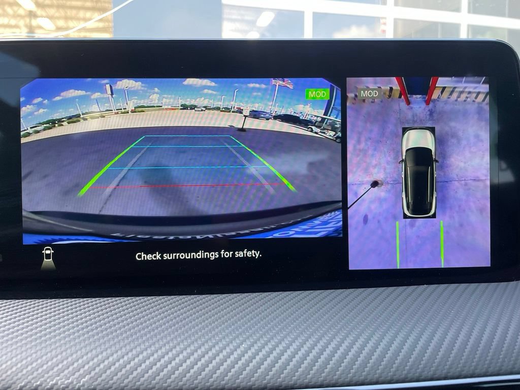 Certified 2025 Nissan Kicks SR FWD image 8