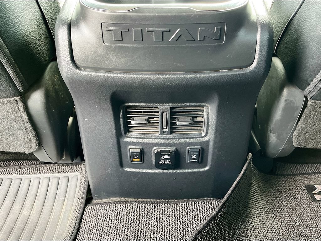 Used 2018 Nissan Titan PRO-4X w/ Pro-4x Convenience Package AWD/4WD image 26