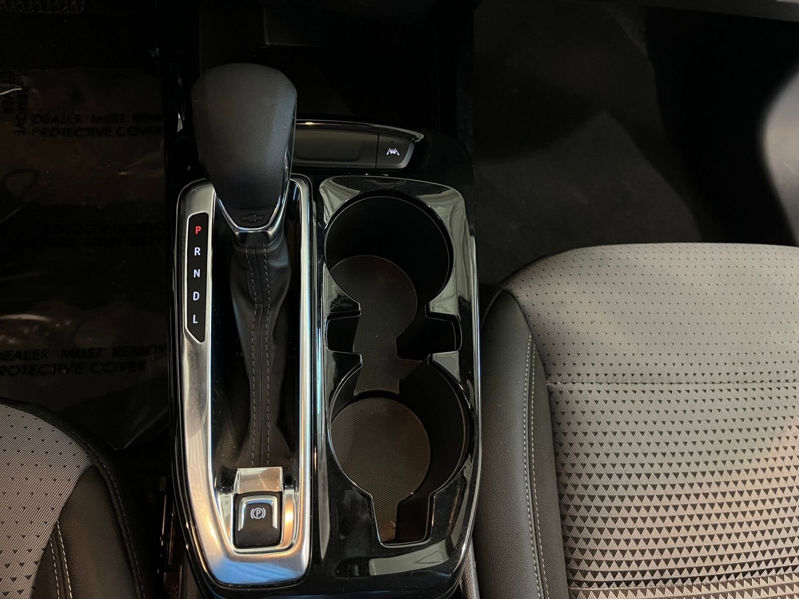 Used 2025 Chevrolet Trax LT w/ LT Convenience Package image 40