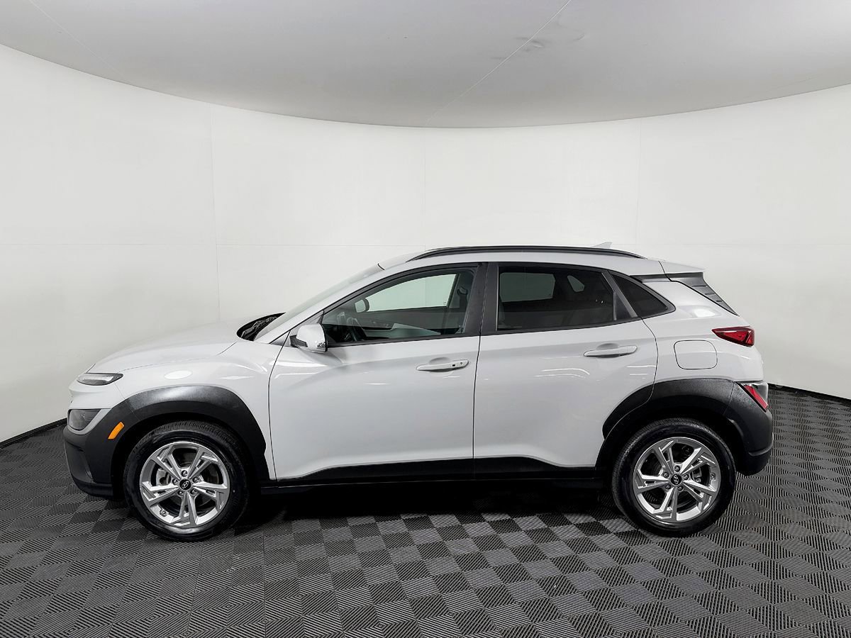 Used 2022 Hyundai Kona SEL AWD/4WD image 17