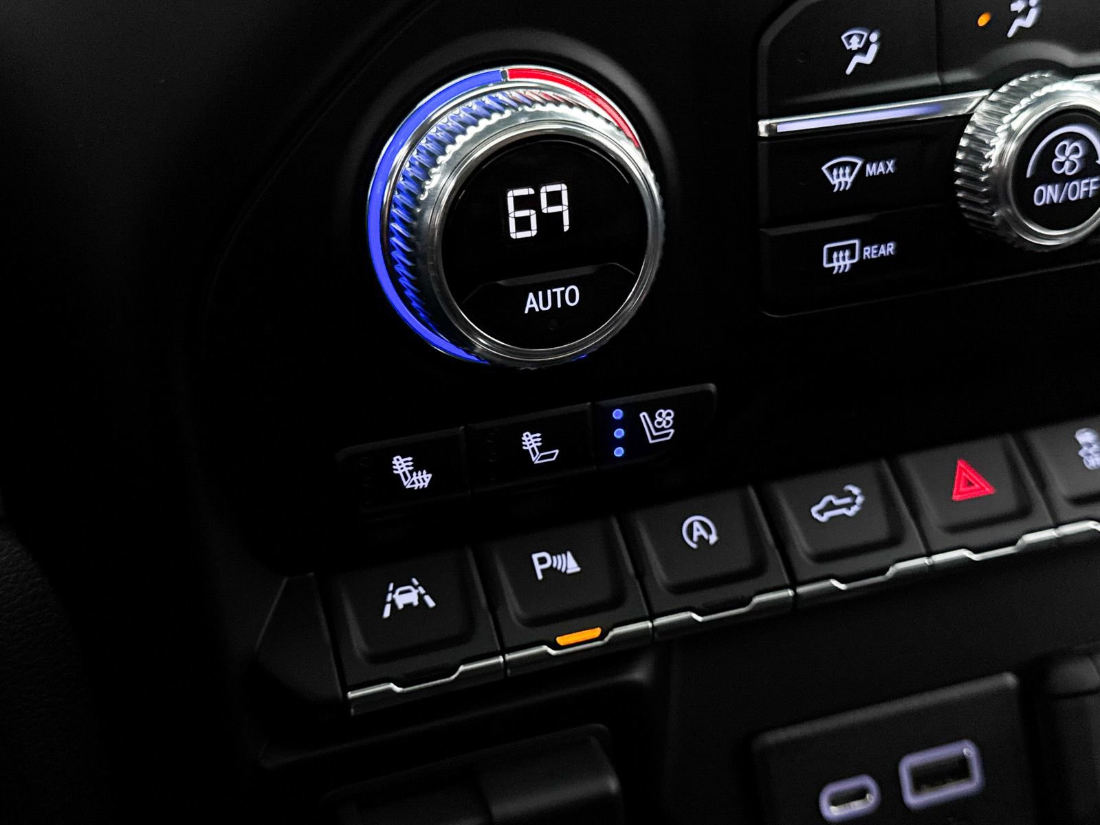 Used 2019 GMC Sierra 1500 SLT w/ SLT Premium Plus Package image 25