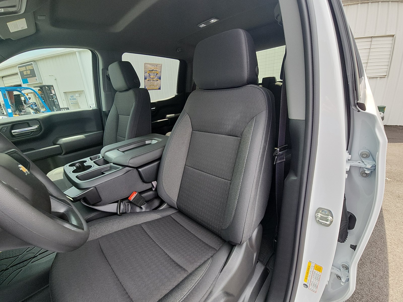 New 2026 Chevrolet Silverado 1500 Custom AWD/4WD image 21