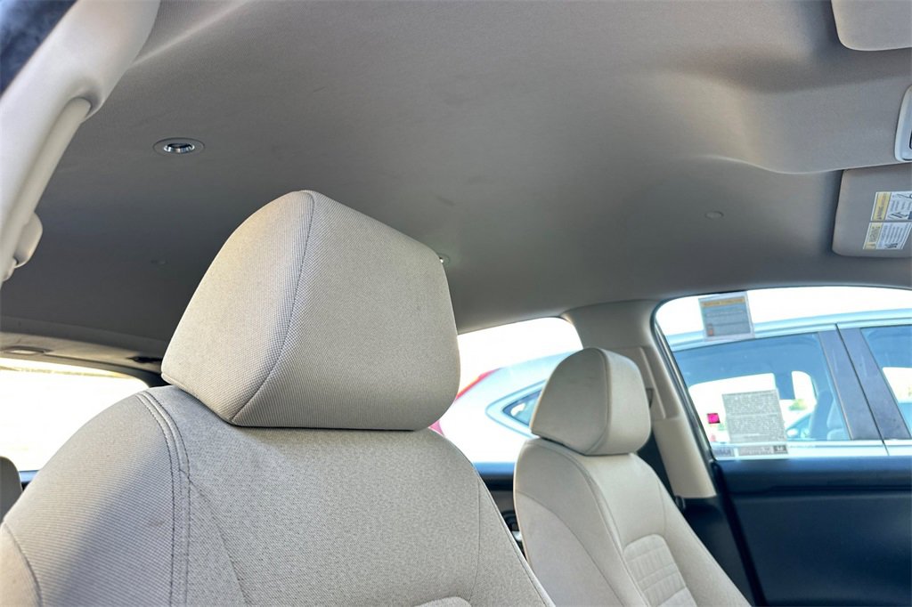 Certified 2023 Honda HR-V LX image 18