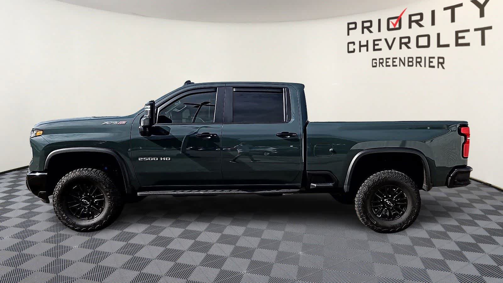 Used 2026 Chevrolet Silverado 2500 ZR2 AWD/4WD image 5