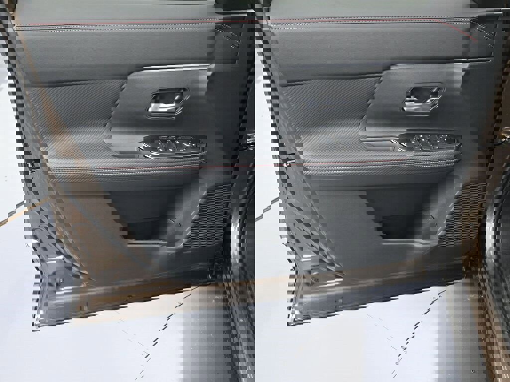 New 2026 Nissan Kicks SR image 10