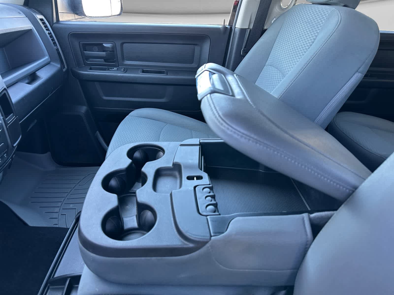 Used 2018 RAM 3500 Tradesman w/ Popular Equipment Group AWD/4WD image 16
