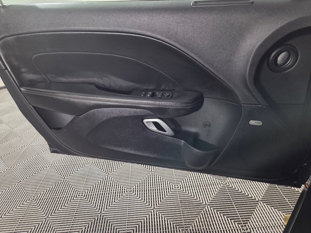 Used 2018 Dodge Challenger R/T Plus RWD image 20