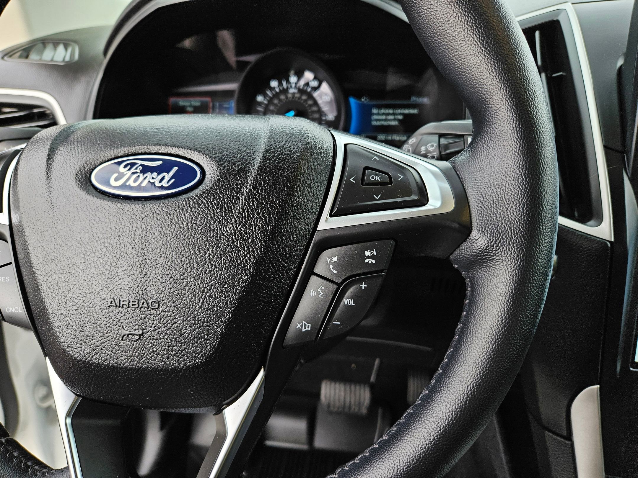 Certified 2023 Ford Edge SEL w/ Convenience Package image 11